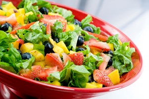 Bí quyết giảm cân hiệu quả bằng các món salad cực ngon